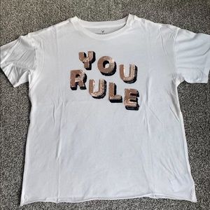 American Eagle tshirt